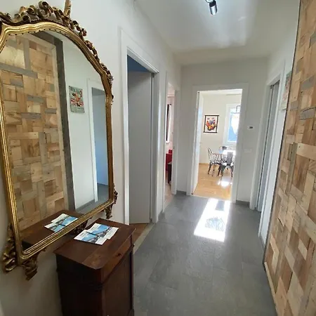 Chevres A Cheval - شقة *